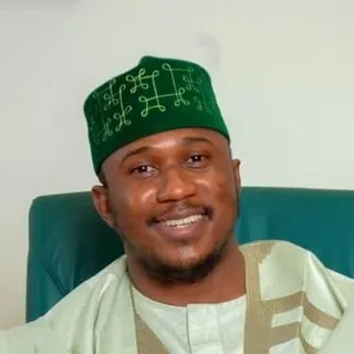Hon. Shamsudeen Bello, Bragi